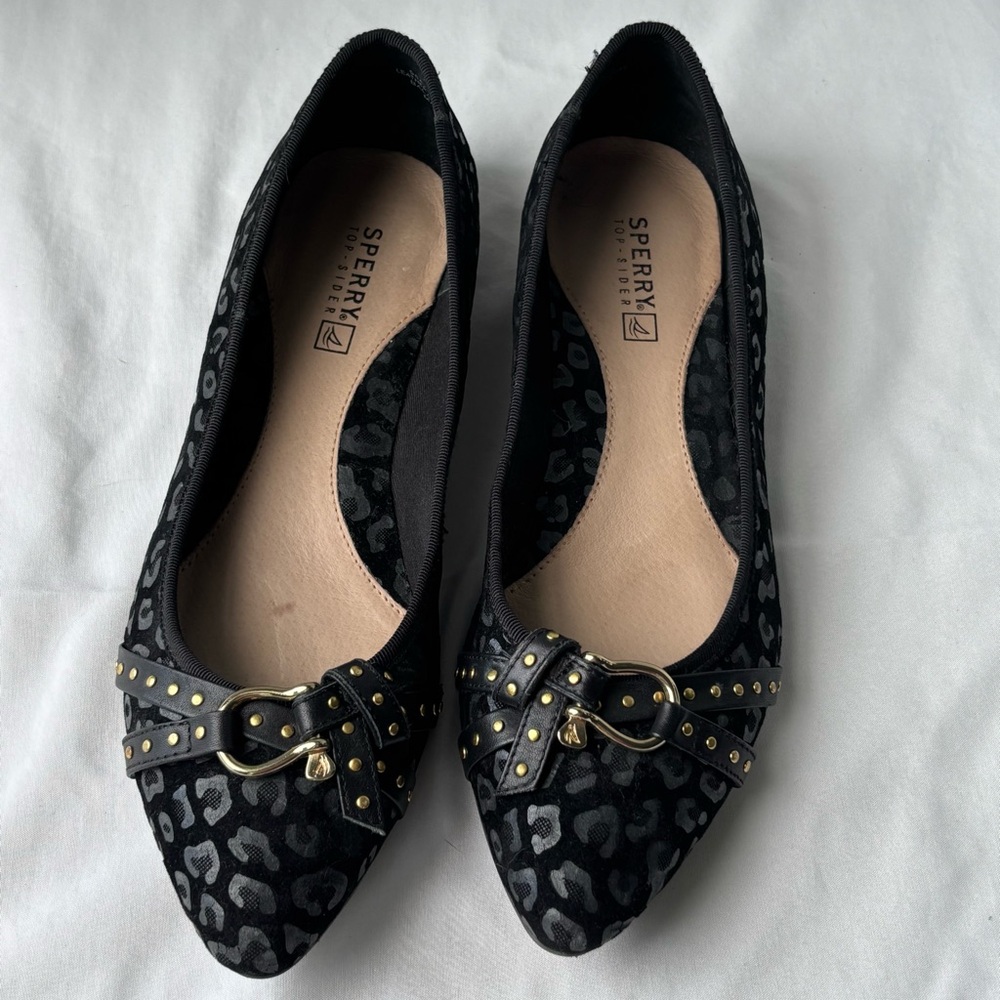 Sperry Linden Black Flats with Animal Print
